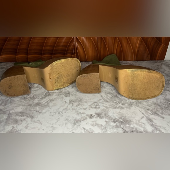 Urban Outfitters Olive Platform Boots - Picture 5 of 9